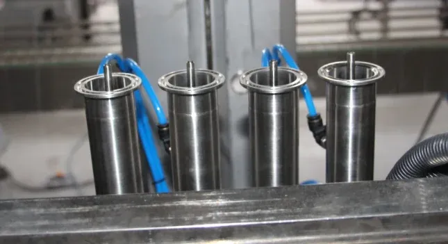 Máquina Dosificadora de Pistón para Líquidos